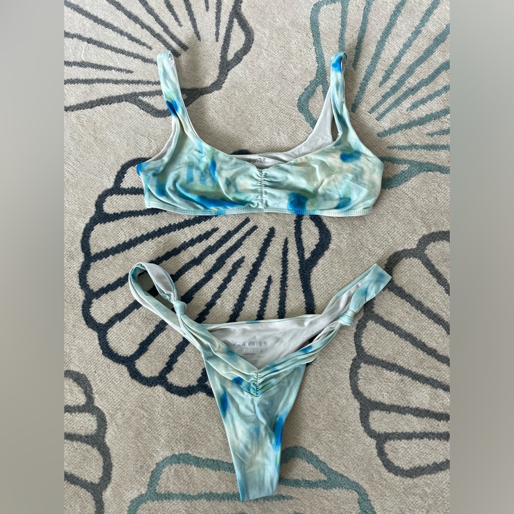 FRANKIES BIKINIS SET TOP AND BOTTOM